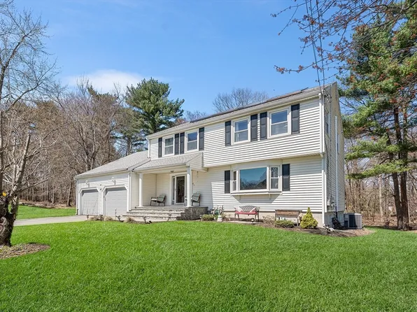 95 Evergreen Rd, Tewksbury, MA 01876