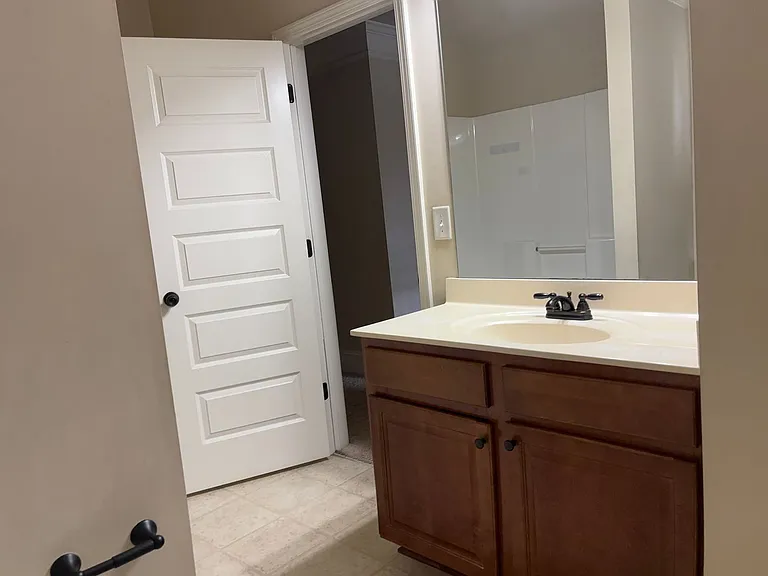 717 Porter Ln — Photo 14