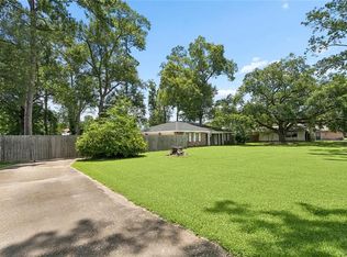 130 Beechwood Dr, Ponchatoula, LA 70454