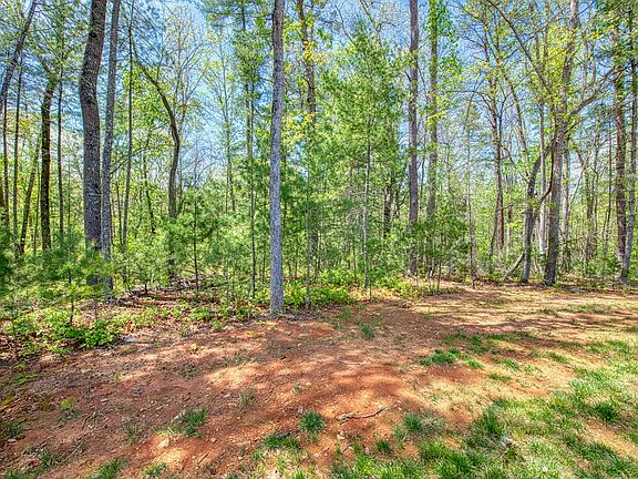 5th image of 158 Upperfell Ct