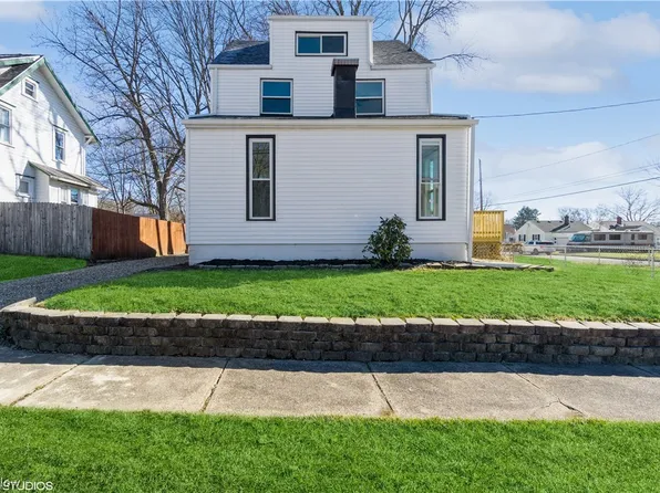 3006 Daleford Ave NE, Canton, OH 44705
