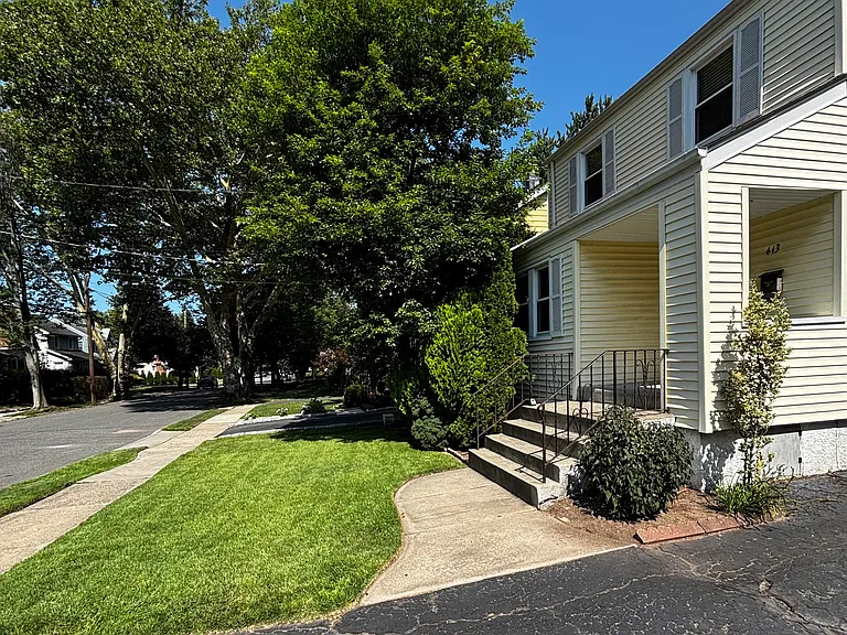 613 Martense Ave — Photo 22