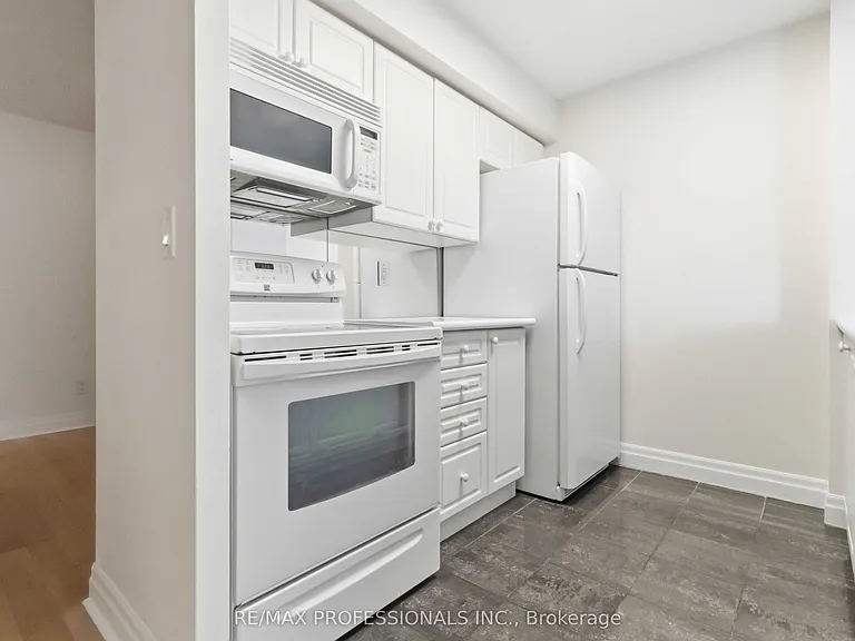 2121 Lake Shore Blvd W #607 — Photo 10