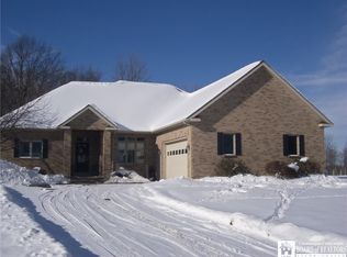 7 Nance Ter, Fredonia, NY