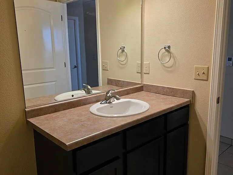 Jornada Town Homes — Photo 23