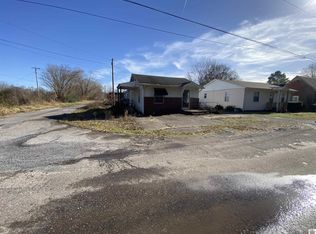 58 2nd St, Almo, KY 42020