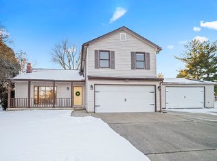 9421 Apollo Rd, Bloomington, IL 61705