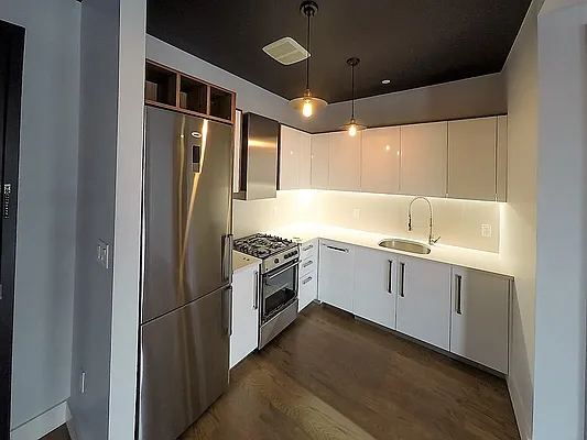 Rented by Cyberapts Management | media 19