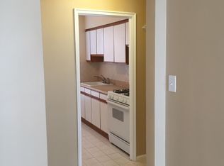 11 Green Acres Dr APT 127, Verona, NJ 07044