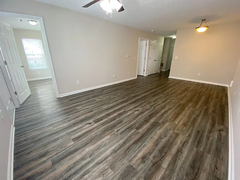 Meridian Park Apartments — Photo 90