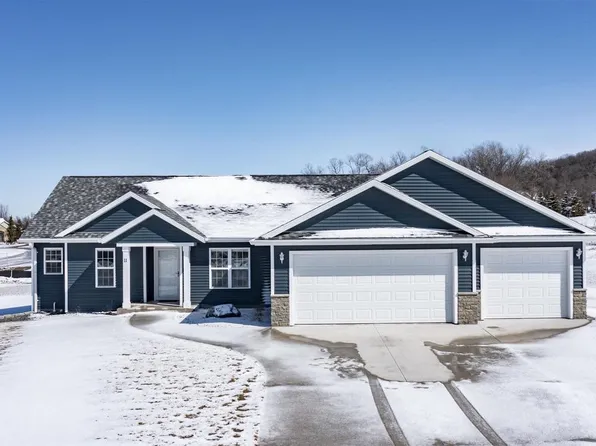 11 MISTRAL Court, Fond Du Lac, WI 54937-8033