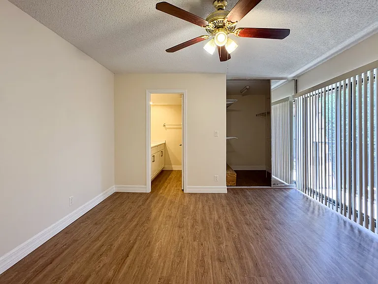 5342 Bamboo Ct — Photo 12