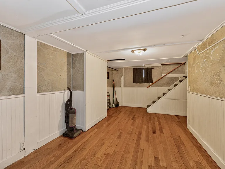 27 McKinley St #1 — Photo 17