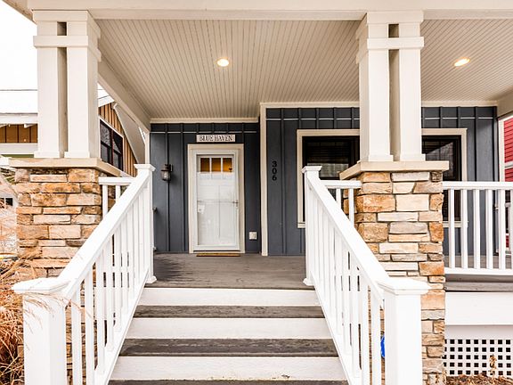 2nd image of 306 Spruce St #33