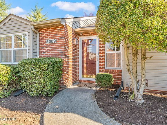 4th image of 5009 Griffins Gate Ln