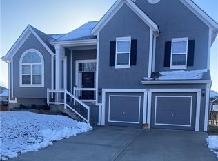 7807 NE 112th St, Kansas City, MO 64157