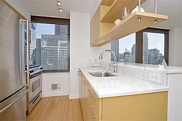 Sold by Citi Habitats | media 4
