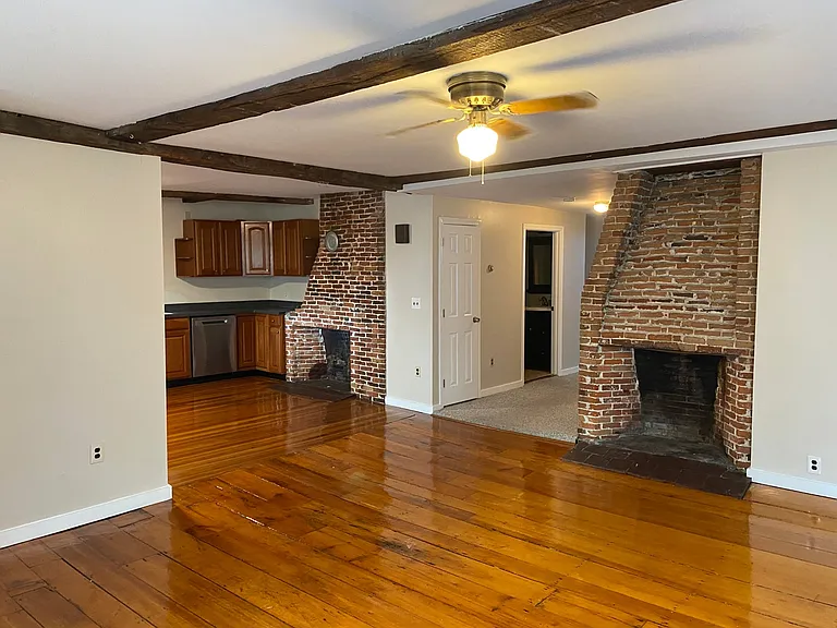 73 Middle St #2 — Photo 7