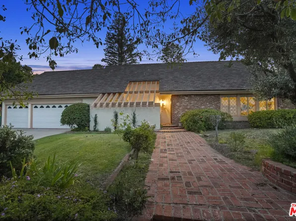 20101 Greenbriar Dr, Tarzana, CA 91356