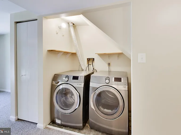 4 Earth Star Ct — Photo 30