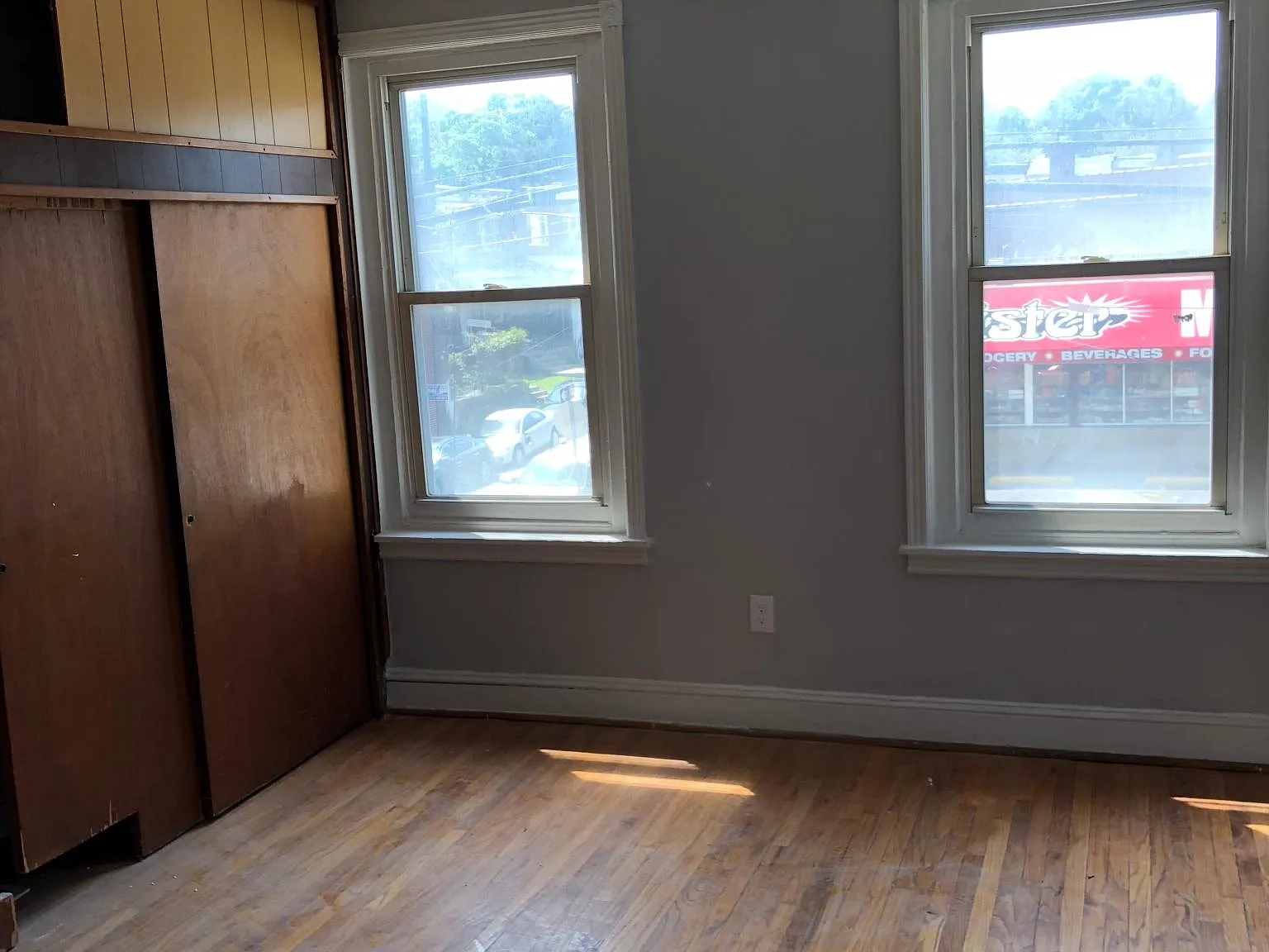 3 bed, 1100 sqft, $1,500 — Photo 4