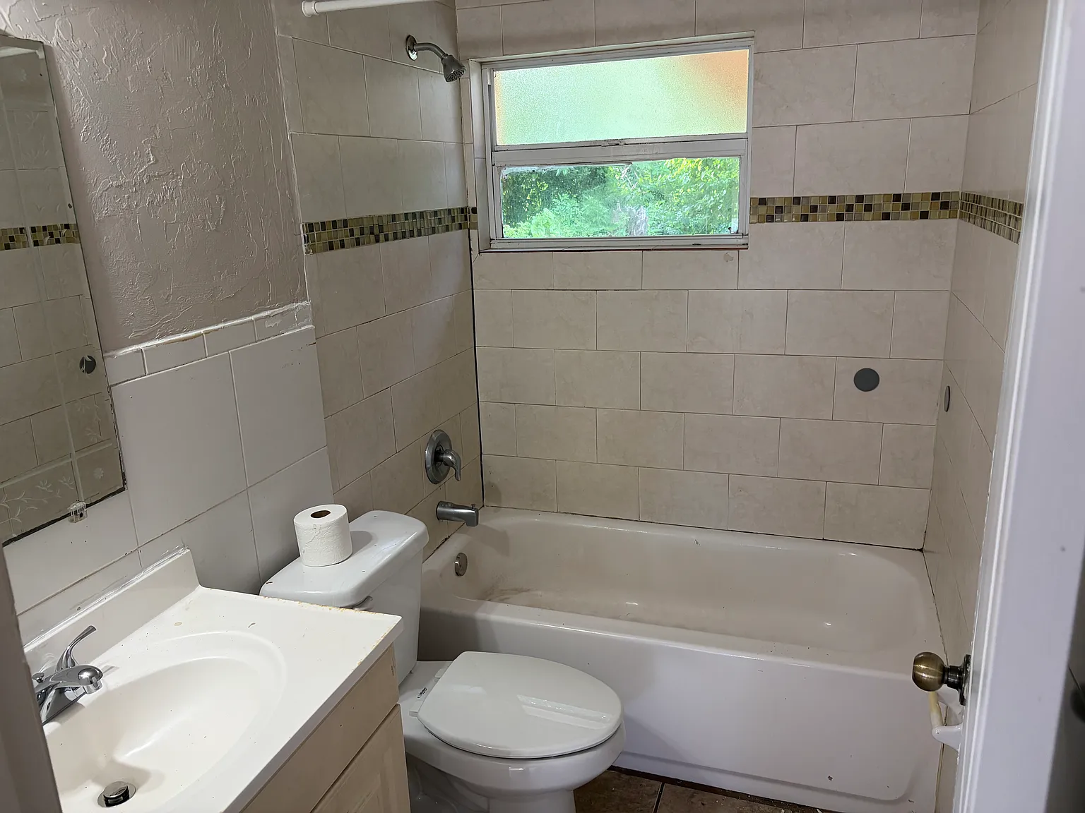 4 bed, 1547 sqft, $1,500 — Photo 4