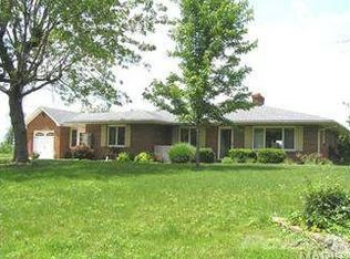 1209 Taylor Rd, Hermann, MO 65041