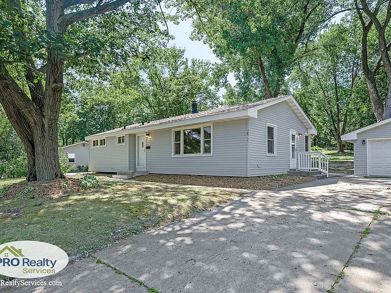 4672 Morris Ln — Photo 1