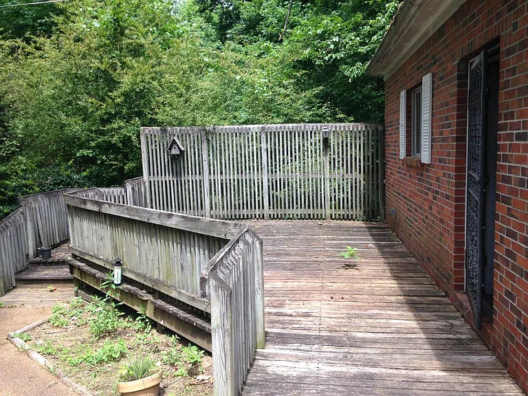 2900 Clearwood Rd — Photo 19