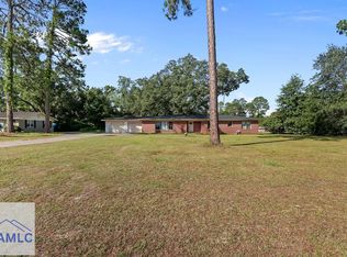 219 Dogwood Ave, Jesup, GA 31545