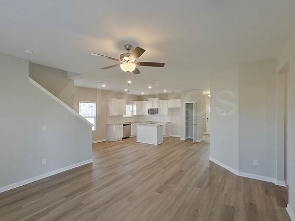3rd image of 7065 Foggy River Dr