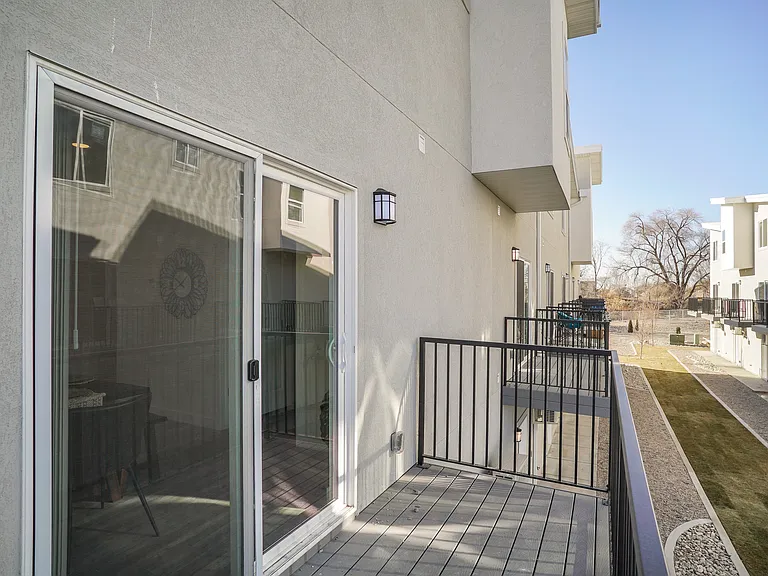 Riverwalk Townhomes — Photo 17