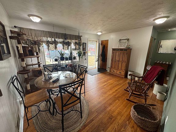 3rd image of 2207 Anna Avenue