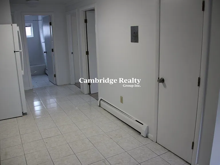 16 Westford St #6T — Photo 10