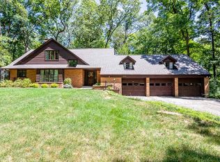 2017 Glen Dr, Jackson, MI 49203