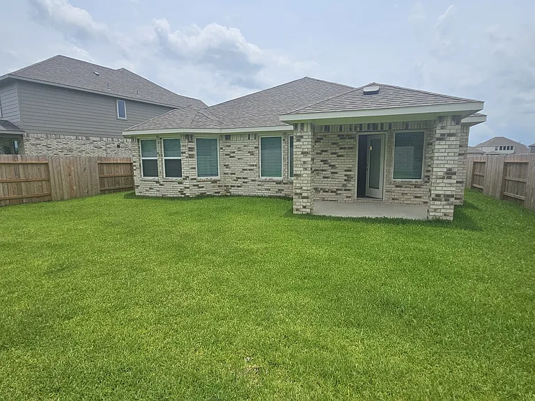 2834 Dark Lantern Dr — Photo 2