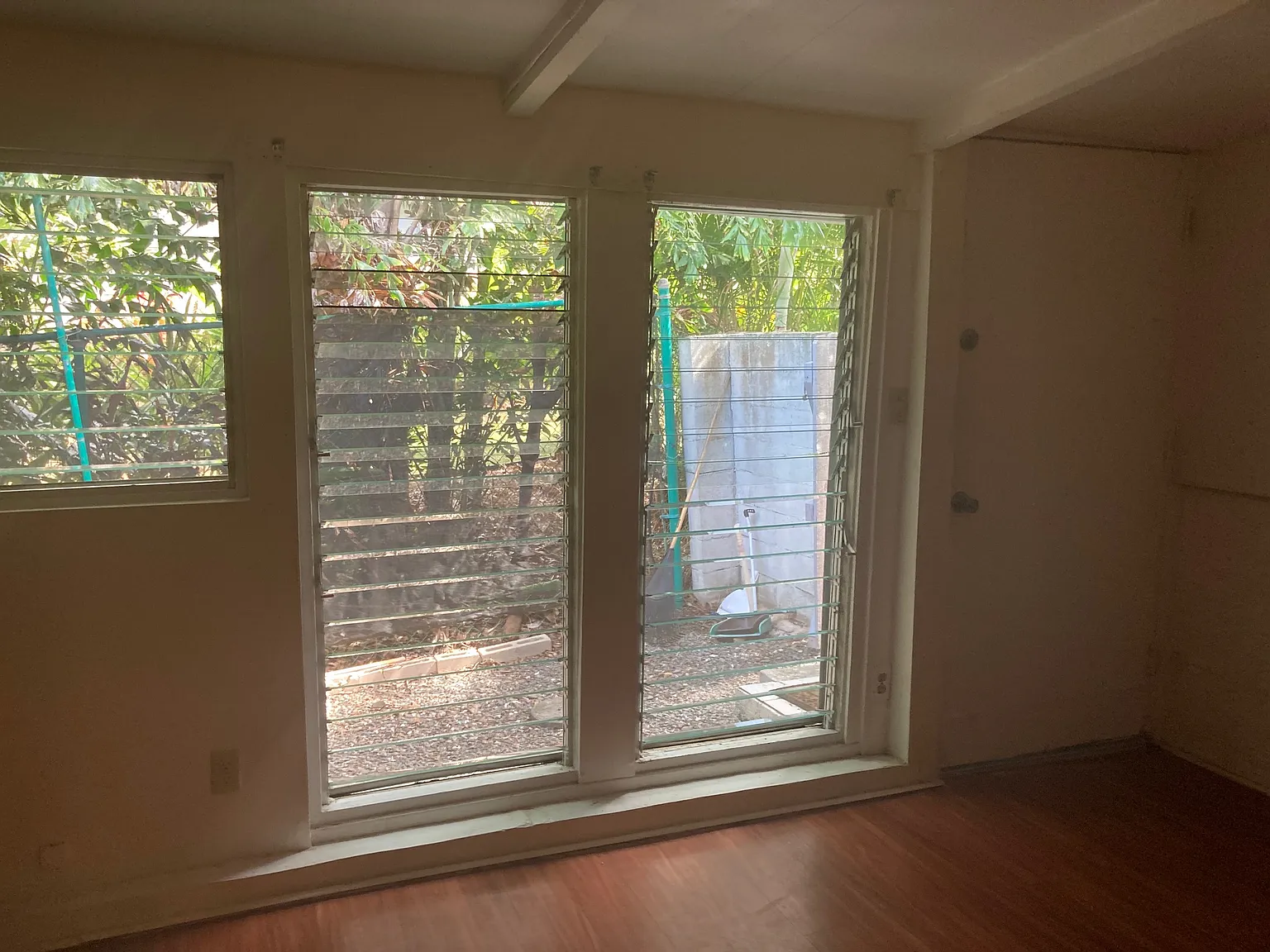 Studio, 360 sqft, $1,600 — Photo 2