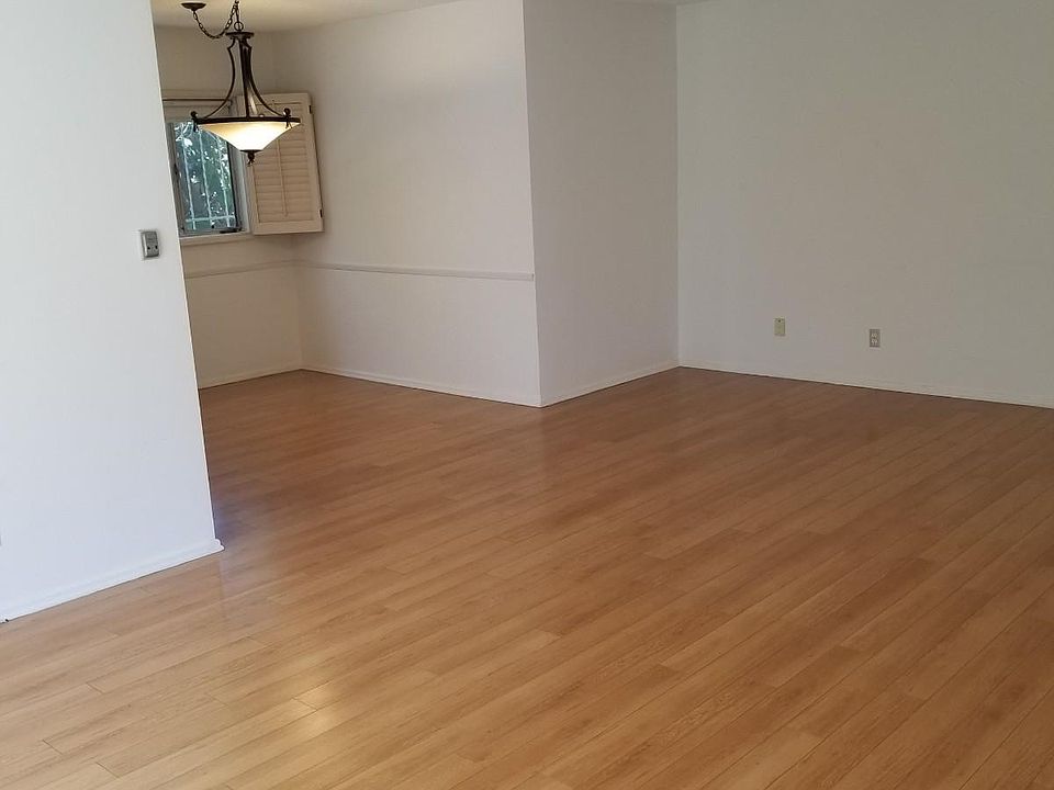 1st image of 925 S Holt Ave APT 6