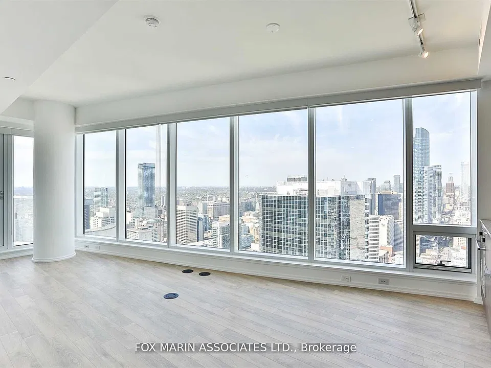 197 Yonge St #4612
