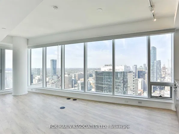197 Yonge St, Toronto, ON