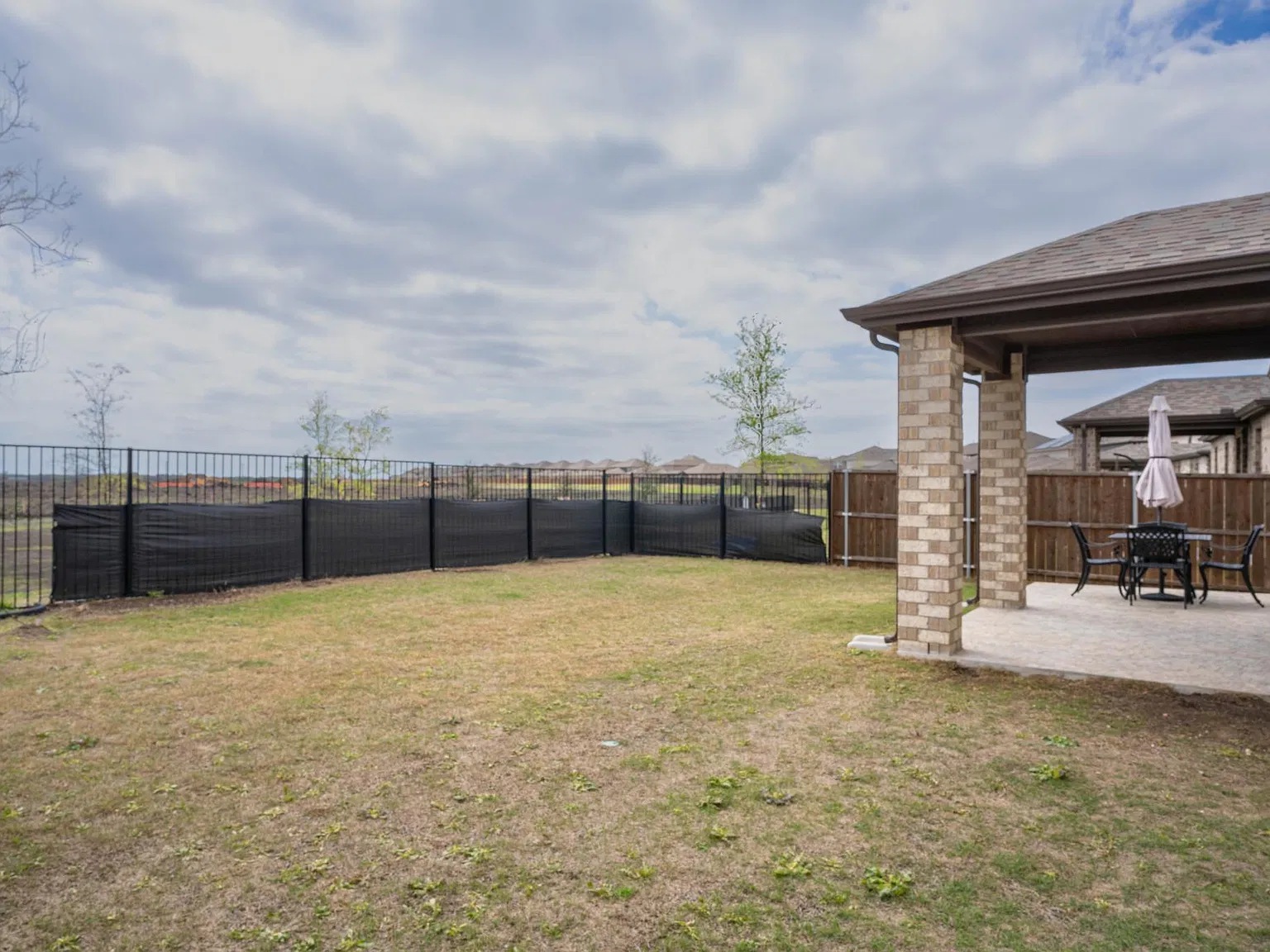 4 bed, 1892 sqft, $2,700 — Photo 4