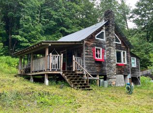 2218 Keniston Hill Rd, Lyndonville, VT 05851