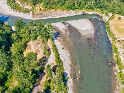 264 Riverview Drive, Castle Rock, WA, 98611