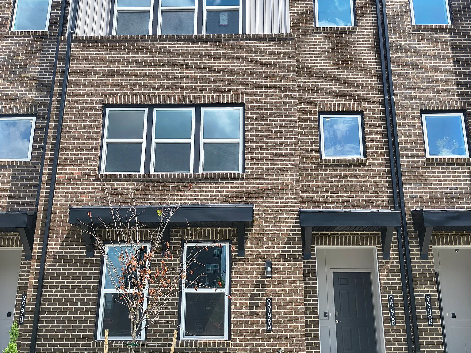 3 bed, 2.5 bath, 1592 sqft, $3,500 — Photo 1