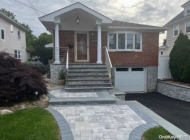 1st image of 141 Jefferson Avenue