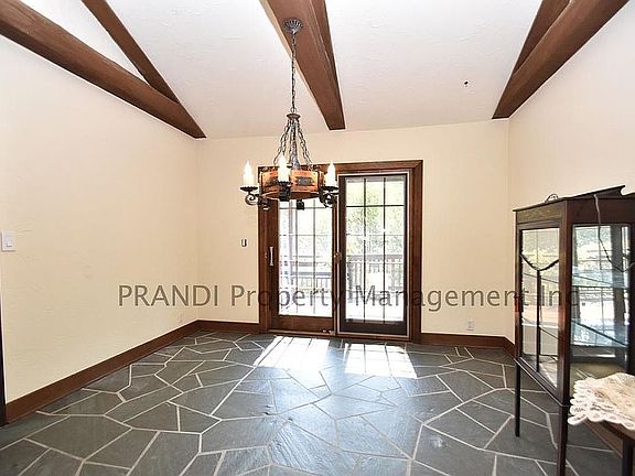 3rd image of 105 Wild Horse Valley Dr