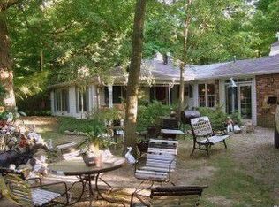 20015 Merriman Rd, Livonia, MI 48152