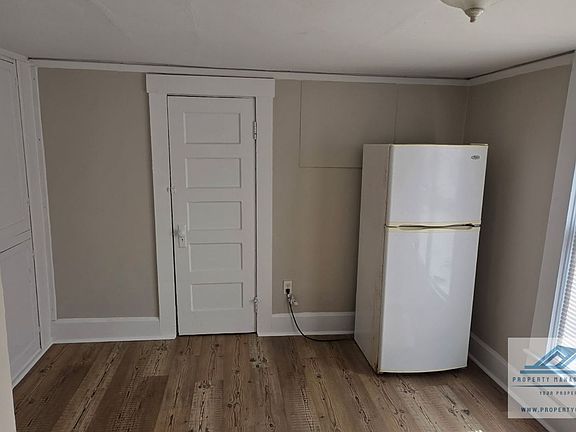 3rd image of 727 Sherrod Ave #C