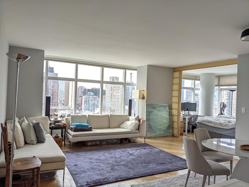 1st image of 160 W 66th St APT 21J