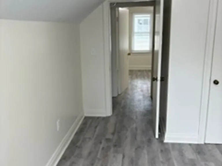 300 Northwestern Pkwy — Photo 23